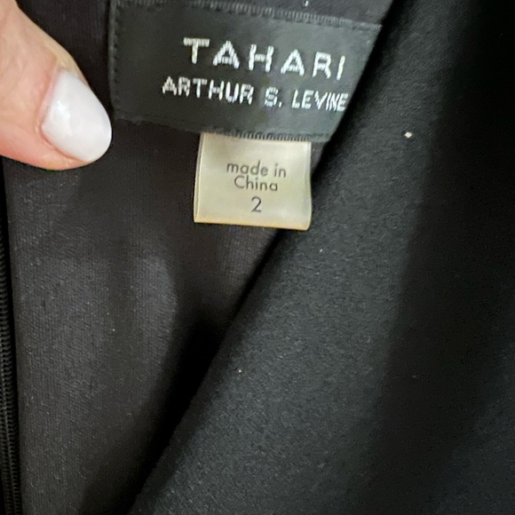 Tahari ASL black dress with metallic sash - Picture 3 of 4